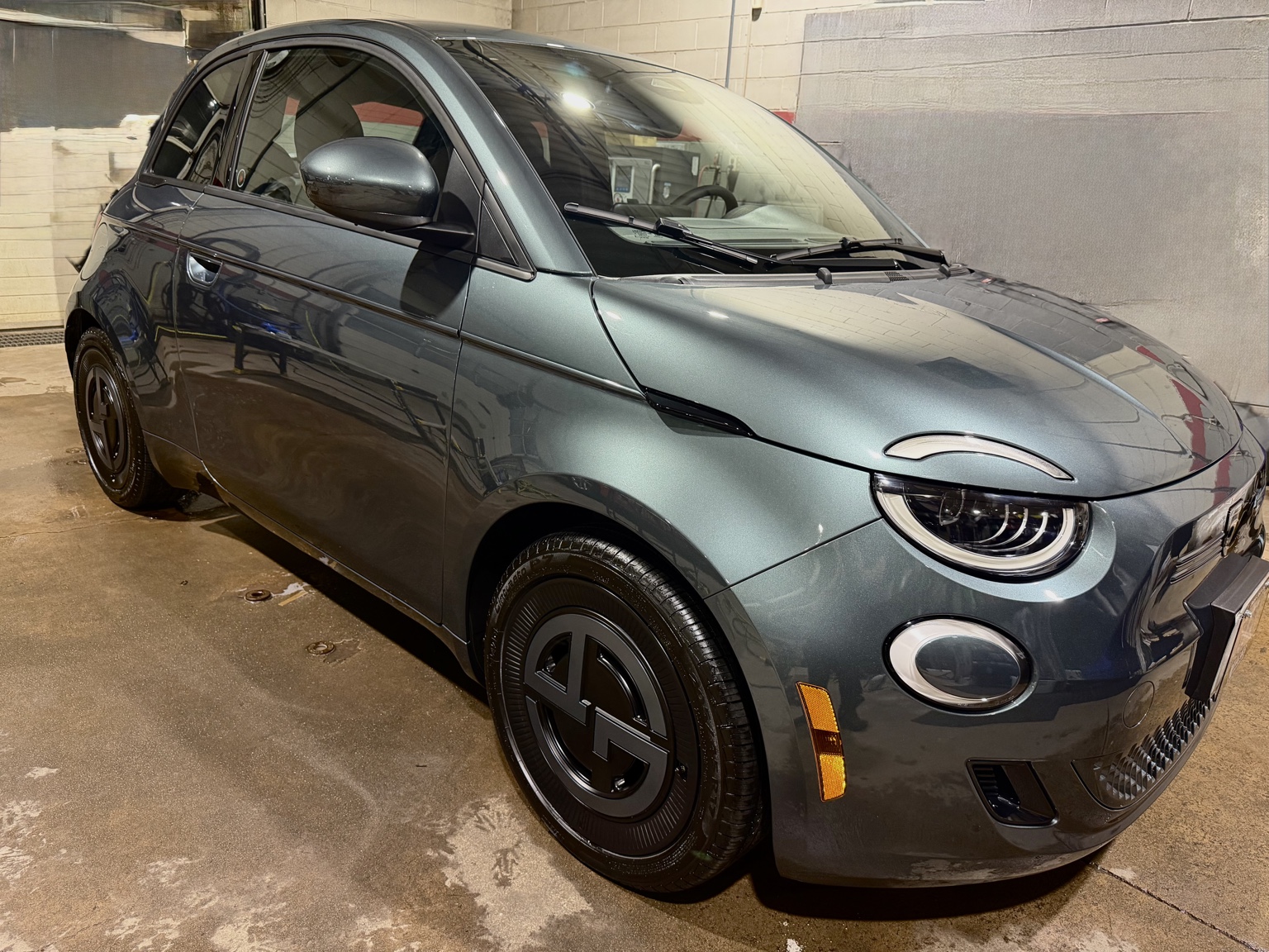 Fiat exterior detail result at Lavigne Autospa